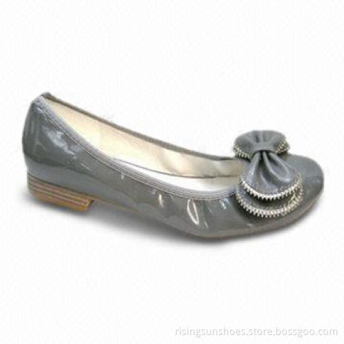 Foldable Ballet Dance Shoe, Patented PU Upper Decorated with Bow, Nice Design for Young Ladies
